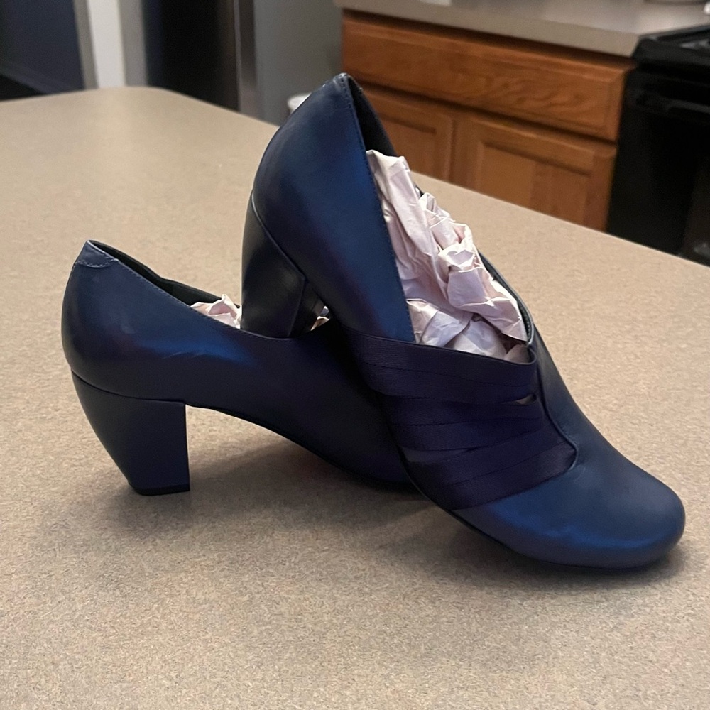 Elegant Navy Women's Heels